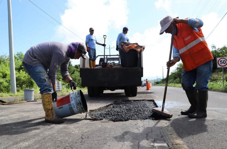 Avanzan los trabajos de mantenimiento vial en la avenida El Progreso de ...
